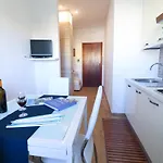 Casa Aurora A Hébergement de vacances *