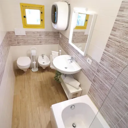 Casa Aurora A אוטרנטו