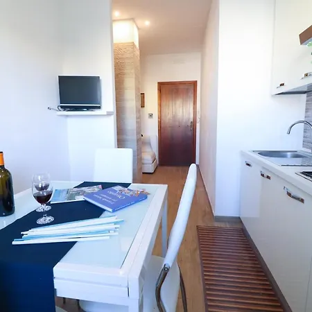 Casa Aurora A Tatil Evi *