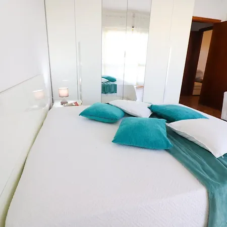 בית נופש Casa Aurora A אוטרנטו