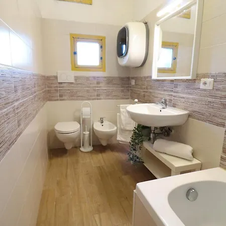 בית נופש Casa Aurora A אוטרנטו